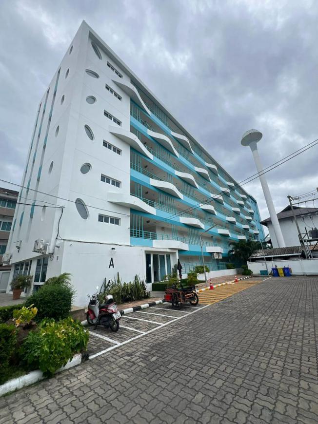 บางแสนคอนโดเทล